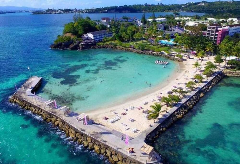 Blue Lagoon Appart En Residence Acces Plage Le Gosier  Eksteriør billede